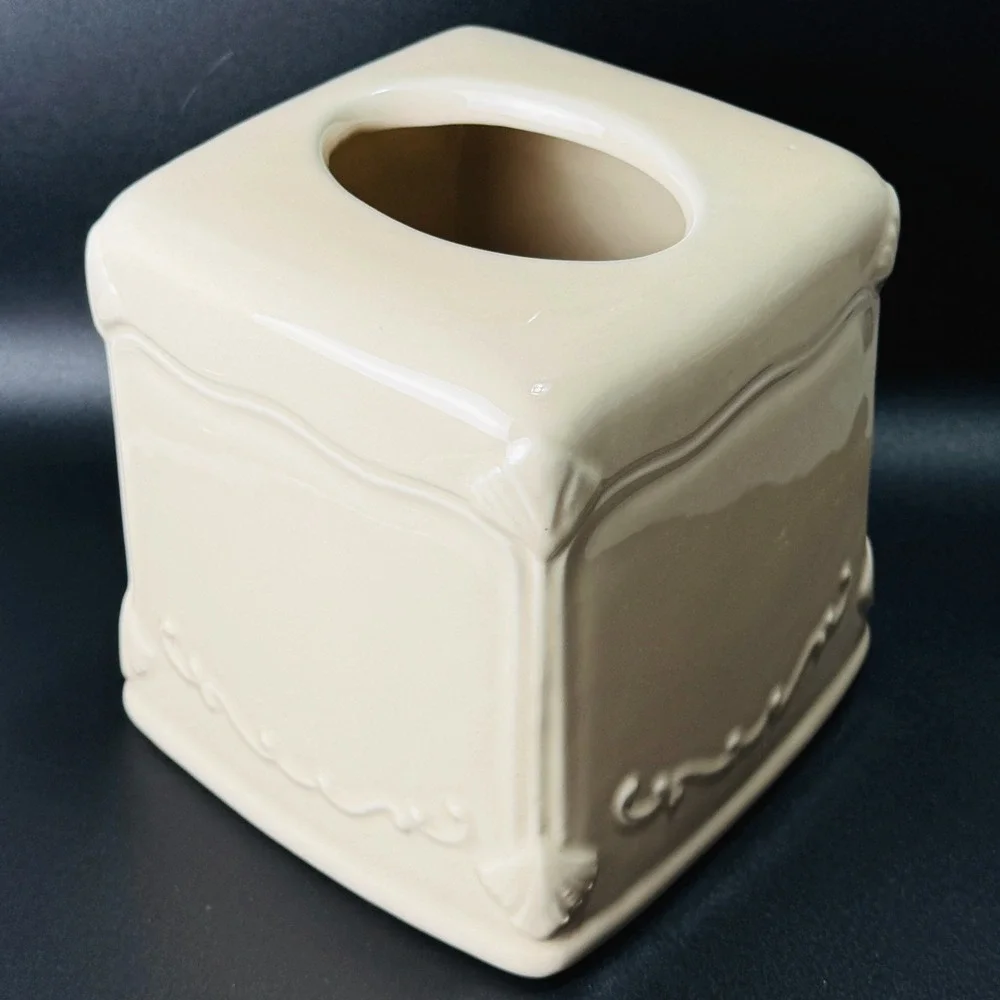 Vintage Ivory Ceramic Tissue Box Cover Scroll Bathroom Vanity Cottagecore Decor